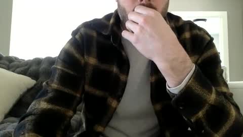 Snapshot of andees222 chatting on 02/19/25, 05:38 Andees222 online show from 02/19/25, 05:38