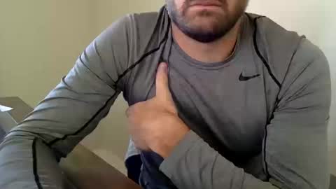 Snapshot of andees222 chatting on 10/10/25, 04:17 Andees222 online show from 10/10/25, 04:17