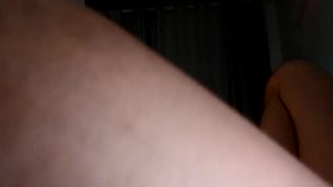 Snapshot of andemax chatting on 01/25/25, 05:07 And 16.8 online show from 01/25/25, 05:07