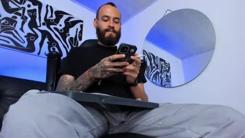 Andrs   -                   online show from 03/06/25, 01:16