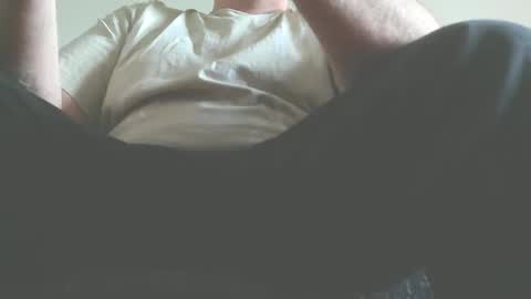 Snapshot of andionline chatting on 10/09/25, 06:55 andreas online show from 10/09/25, 06:55