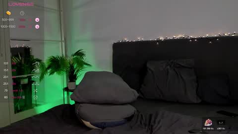 Snapshot of andracura chatting on 01/13/26, 01:27 Adriana online show from 01/13/26, 01:27