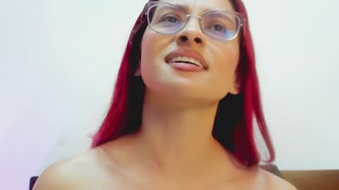 Andra Cyrus online show from 02/04/25, 11:38