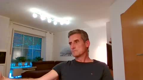 Snapshot of andre029 chatting on 07/24/26, 04:05 Name online show from 07/24/26, 04:05