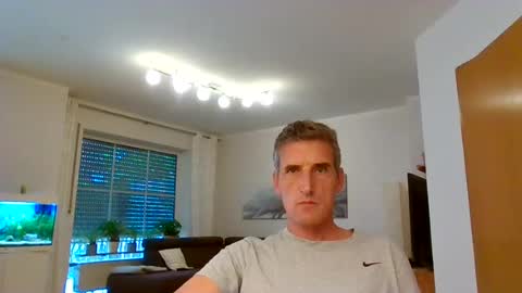 Snapshot of andre029 chatting on 07/26/26, 03:19 Name online show from 07/26/26, 03:19