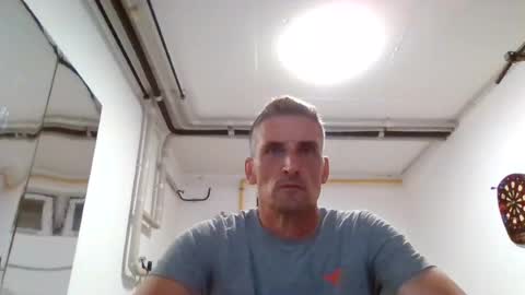 Snapshot of andre029 chatting on 08/03/26, 06:00 Name online show from 08/03/26, 06:00
