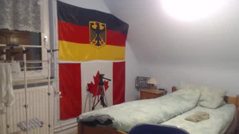 Snapshot of andre124231 chatting on 01/01/25, 06:38 Andre online show from 01/01/25, 06:38