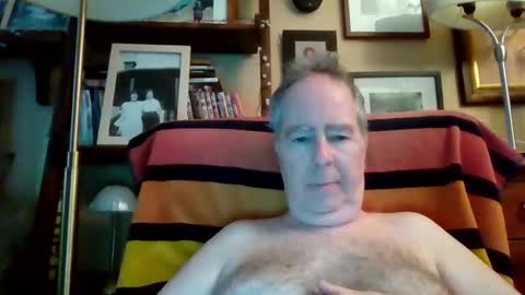 Snapshot of andre6045 chatting on 04/03/26, 06:28 andre6045 online show from 04/03/26, 06:28