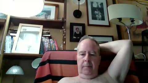 Snapshot of andre6045 chatting on 04/08/26, 07:03 andre6045 online show from 04/08/26, 07:03