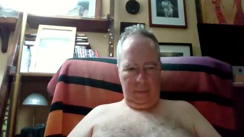 Snapshot of andre6045 chatting on 04/24/26, 01:19 andre6045 online show from 04/24/26, 01:19