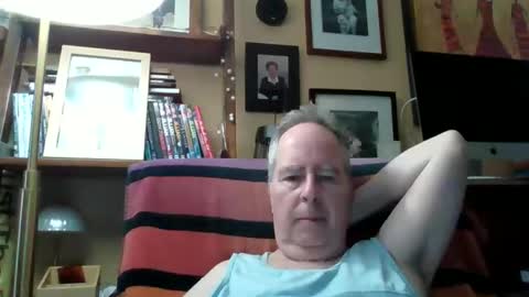 Snapshot of andre6045 chatting on 05/10/26, 07:52 andre6045 online show from 05/10/26, 07:52