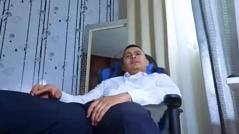 andre_x19 online show from 03/11/26, 09:32