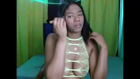 andrea1_ebony online show from 11/30/25, 01:59