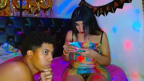 Snapshot of andrea_andres_couplehot chatting on 06/18/26, 11:36 andrea andres couplehot online show from 06/18/26, 11:36