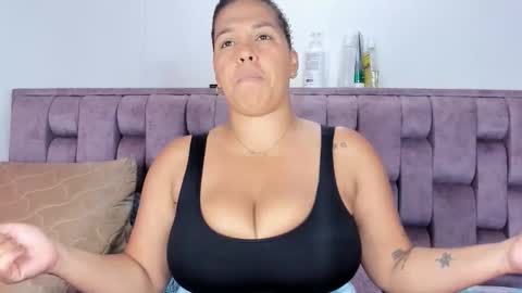 Andrea bigtits69 online show from 02/08/26, 08:12
