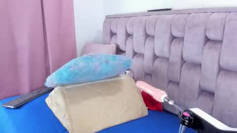 Andrea bigtits69 online show from 04/02/26, 11:46