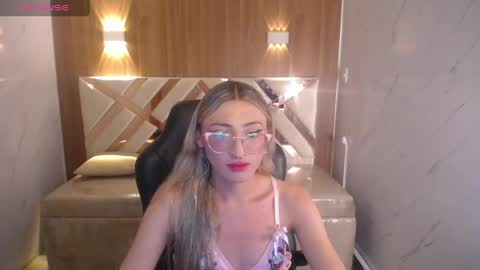 Andrea  online show from 03/12/26, 03:23