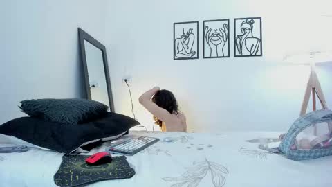 Snapshot of andrea_cherryy_ chatting on 02/12/26, 02:56 Andrea Cherry online show from 02/12/26, 02:56