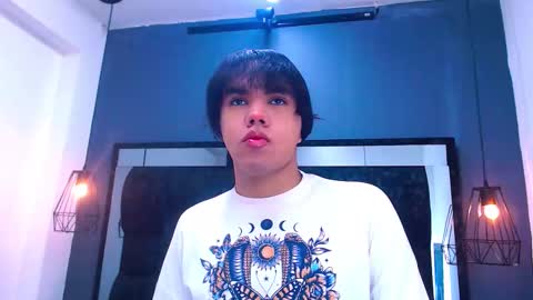 Andres Gil online show from 12/18/25, 12:33