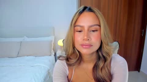 andrea online show from 09/24/25, 11:08