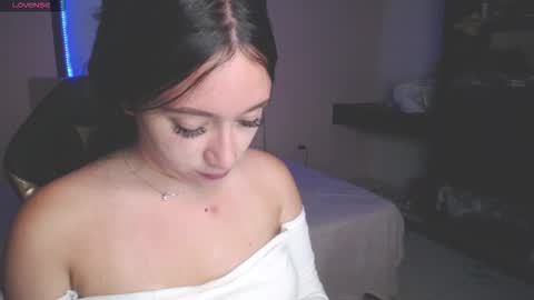 Andrea Ramos online show from 12/15/25, 09:19