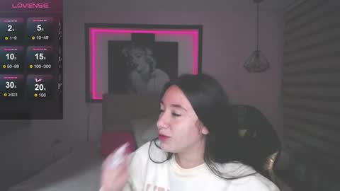 Andrea Ramos online show from 12/16/25, 11:15