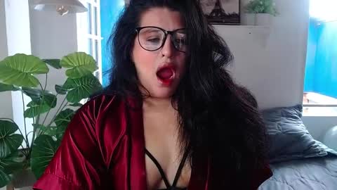 Snapshot of andrea_secret_ chatting on 04/22/26, 02:07 ANDREA online show from 04/22/26, 02:07