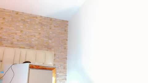 ANDREINA online show from 04/12/26, 03:00