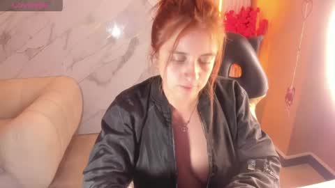 andrea_tasty_tf online show from 04/14/26, 01:28