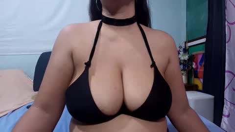 Andrea online show from 09/29/25, 05:18