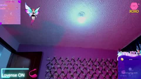 Snapshot of andreacohenz chatting on 02/11/25, 07:27 andrea online show from 02/11/25, 07:27