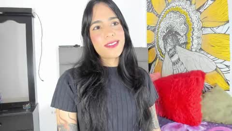 Snapshot of andreaflamel chatting on 02/10/26, 05:17 ANDREA online show from 02/10/26, 05:17