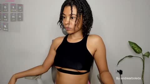 Andrea  online show from 03/04/25, 04:09