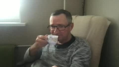 andreass60 online show from 10/31/25, 09:32