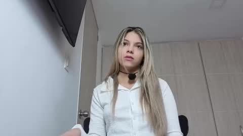 andreau 19 online show from 03/09/26, 01:37