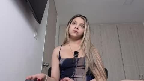 andreau 19 online show from 04/06/26, 02:18