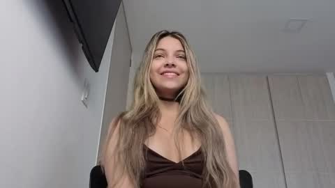 andreau 19 online show from 04/07/26, 02:06