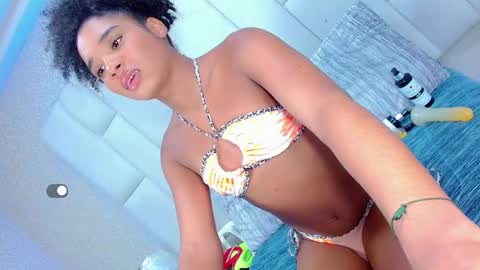 Snapshot of andreayano chatting on 09/13/25, 04:56 andreayano online show from 09/13/25, 04:56