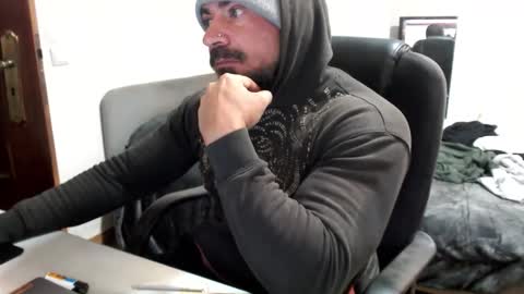  Instagram  online show from 12/17/25, 10:27