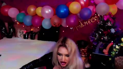 Snapshot of andreeajj chatting on 01/01/25, 02:51 andreeajj online show from 01/01/25, 02:51