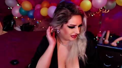 Snapshot of andreeajj chatting on 02/13/25, 10:00 andreeajj online show from 02/13/25, 10:00