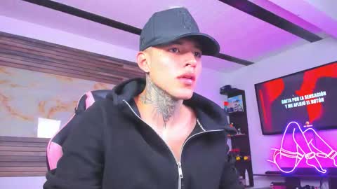 andrees_s online show from 10/24/25, 11:23