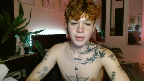 Snapshot of andreewwolffman chatting on 05/25/26, 03:12 Andrew online show from 05/25/26, 03:12