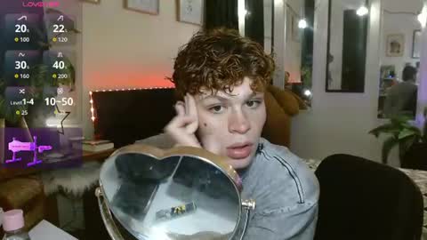Snapshot of andreewwolffman chatting on 06/11/26, 11:14 Andrew online show from 06/11/26, 11:14