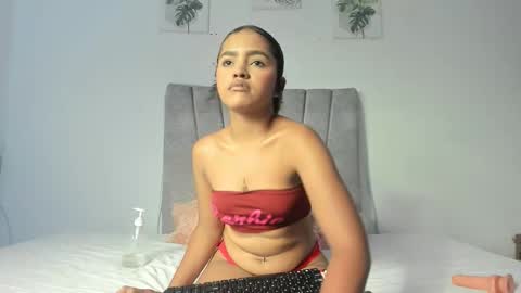 andreina_evans online show from 04/07/26, 02:45