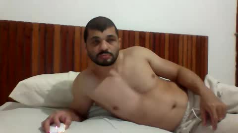 Snapshot of andreloko123 chatting on 04/27/26, 01:14 andreloko123 online show from 04/27/26, 01:14