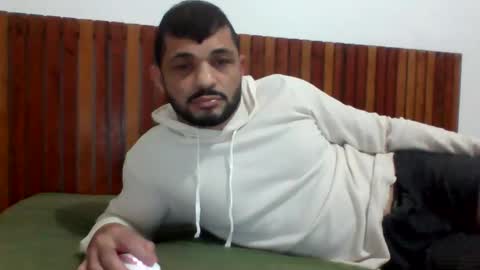 Snapshot of andreloko123 chatting on 05/18/26, 08:03 andreloko123 online show from 05/18/26, 08:03
