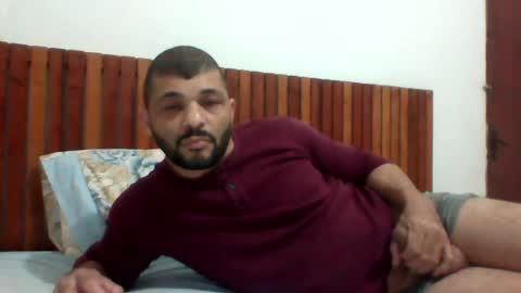 Snapshot of andreloko123 chatting on 06/29/26, 02:18 andreloko123 online show from 06/29/26, 02:18