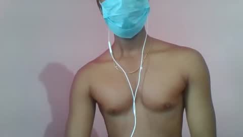 andres01_ online show from 09/25/25, 05:00