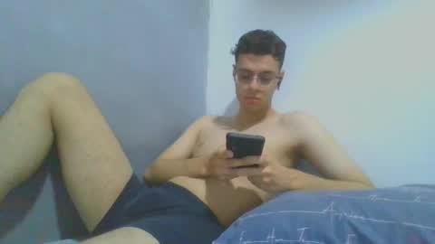 andres129494 online show from 11/24/25, 02:22